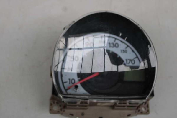 COMPTEUR CITROEN C1 / PEUGEOT 107 / TOYOTA AYGO - Vue 1